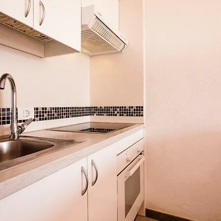 Avenida De Pueblos 16 Playa de las Americas (Tenerife)