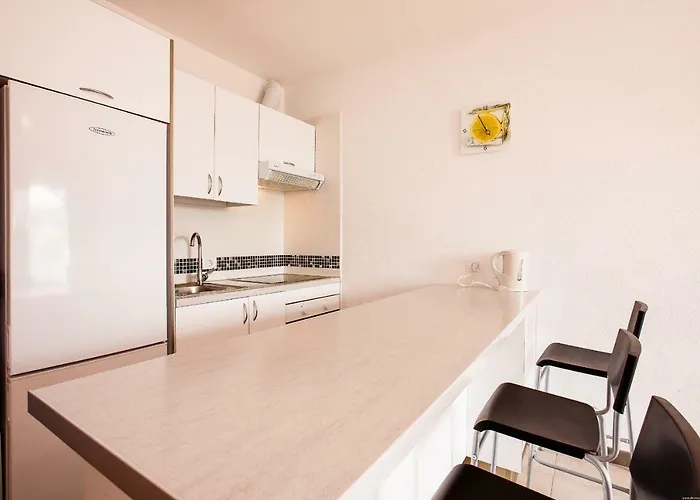 Apartamento Avenida De Pueblos 16 *