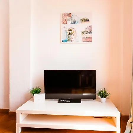 Avenida De Pueblos 16 Daire *